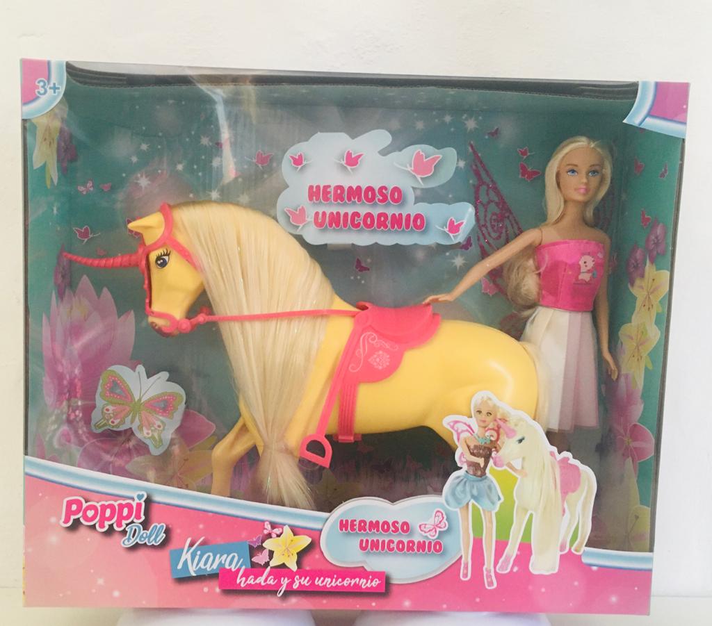 Kiara hada y su unicornio 