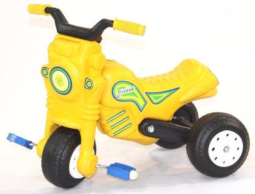 [Moto triciclo] Moto triciclo (gitana)  fila 18/19 